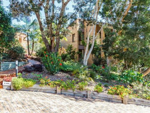 Seahorse Oceanside 15 - 1 Gold Coast 2