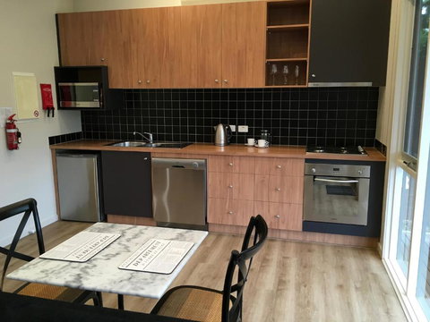 Indulge At Daylesford - Accommodation Gold Coast 2