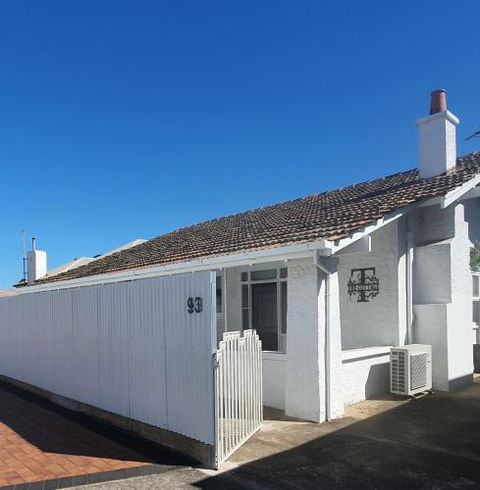 The Cottage - Accommodation Gold Coast 2