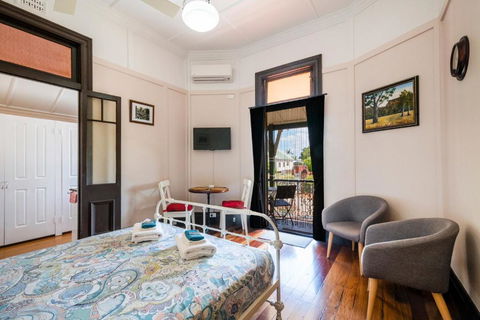 The Rosary - Accommodation Gold Coast 4