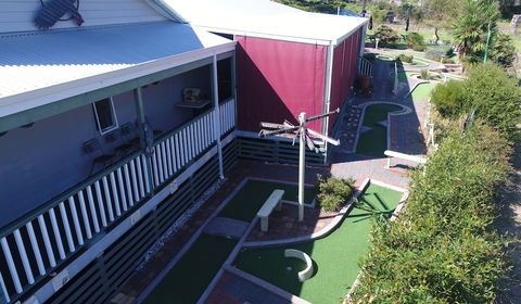 Pemberton Lodge - Accommodation Gold Coast 1