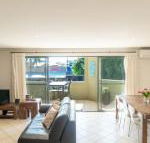 4 / 4 on First - Gold Coast 4U