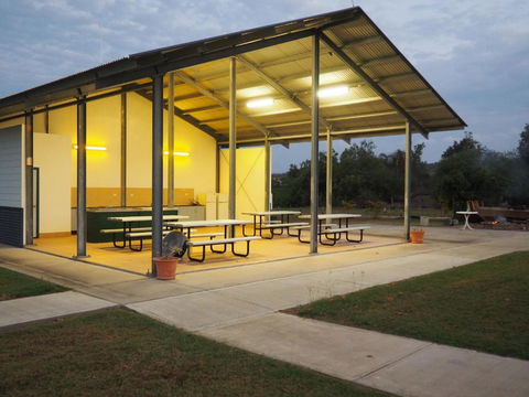 Bowen Holiday Park - Accommodation Gold Coast 1