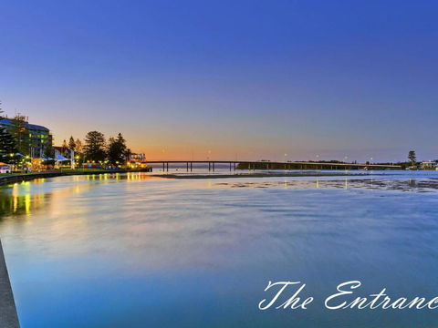 Toowoon Bay Townhouse Unit 6 - Gold Coast 4U 3