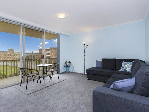 Fairleigh Unit 1 - Accommodation Gold Coast 4