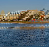 Oaks The Entrance Waterfront Suites - Gold Coast 4U