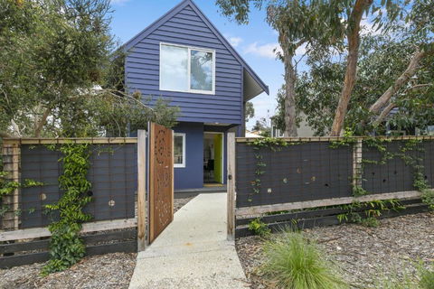 Liokai - Accommodation Gold Coast 5