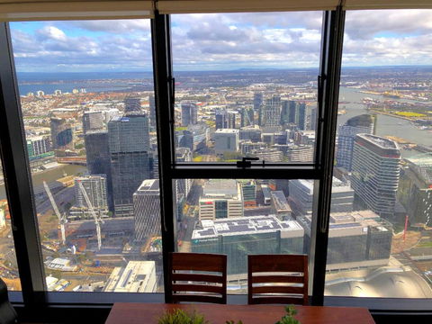 ON TOP Of THE WORLD BEST VIEWS In MELBOURNE !! - Accommodation Gold Coast 1