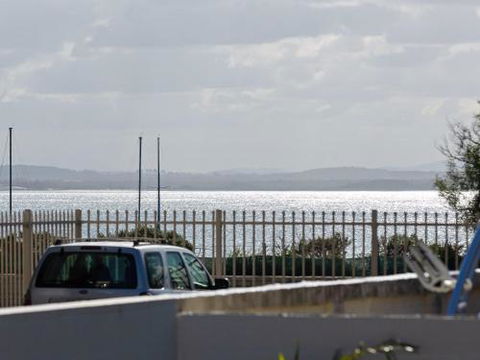 3 Lillian Street Fantastic House So Close To The Water - Accommodation Gold Coast 1