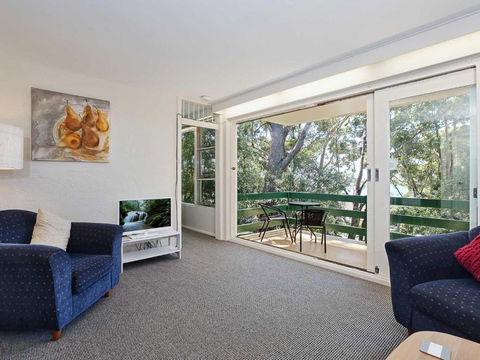 3 Far Horizons 77 Ronald Avenue Cosy Comfortable Unit With Filtered Views - Accommodation Gold Coast 3