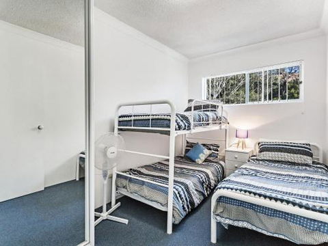 Bella Vista Unit 20 / 19 Shoal Bay Road - Accommodation Gold Coast 1