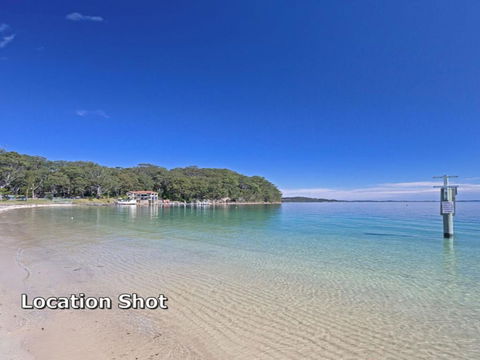 12 Commodore 6 Intrepid Close Beautiful Water Views - Accommodation Gold Coast 1