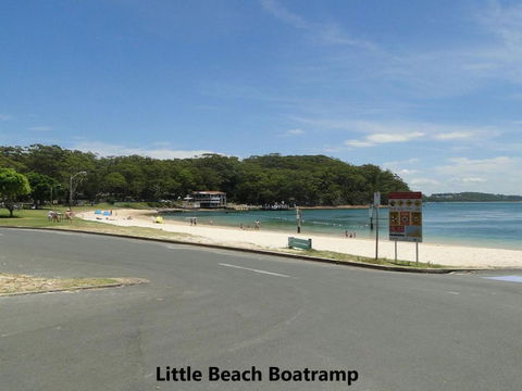 12 Commodore 6 Intrepid Close Beautiful Water Views - Accommodation Gold Coast 6