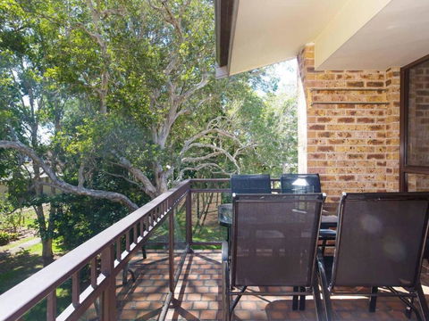 36 Bay Parklands 2 Gowrie Avenue Close To The Water With Pool & Spa & Tennis Court - Accommodation Gold Coast 6