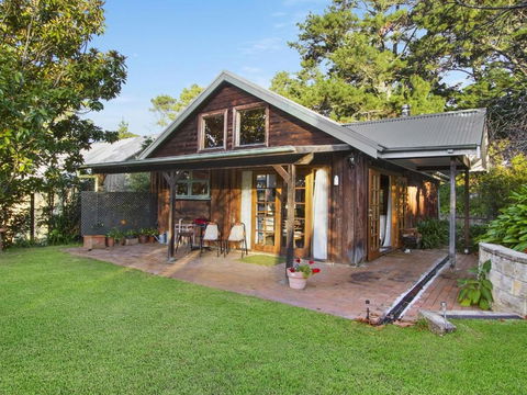 BROWNS COTTAGE - Gold Coast 4U 1