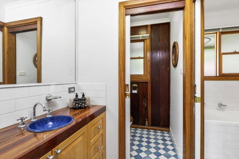 CHRISTOPHERS COTTAGE - Gold Coast 4U 6