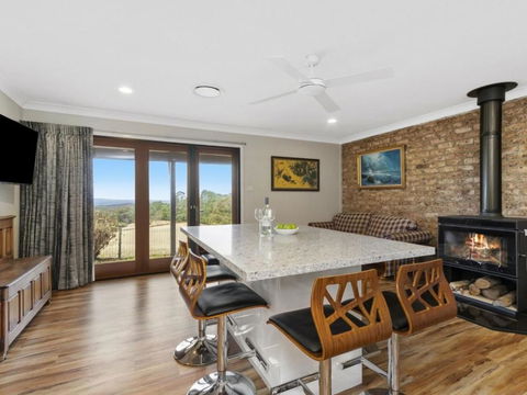 WINDARRI - Gold Coast 4U 1