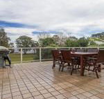 Castaways 36 Cromarty Road Beachfront house - Accommodation Gold Coast