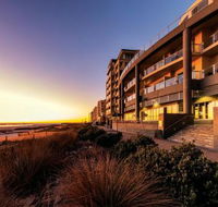 Apartments at 16 Holdfast - Gold Coast 4U