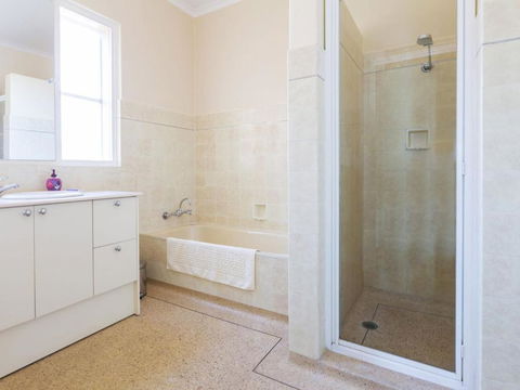 BEACH BELLE MORNINGTON - Accommodation Gold Coast 2