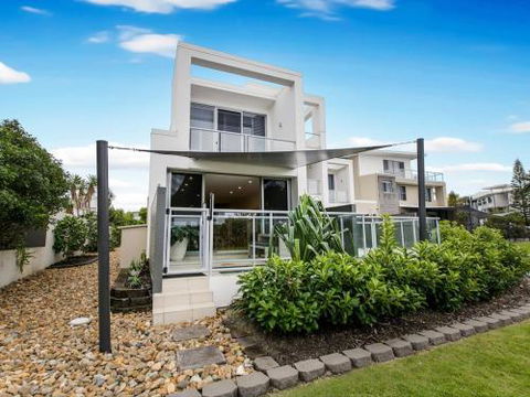 SEA RENITY On KAMALA - Accommodation Gold Coast 0