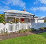 Red Door at Wishart - Accommodation Gold Coast