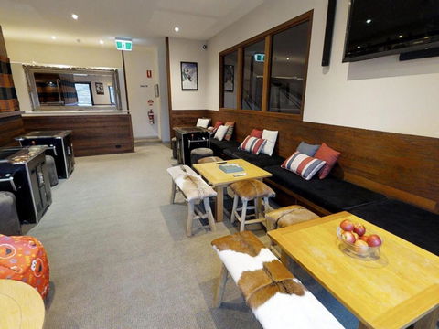 Apartment 5 The Stables Perisher - Accommodation Gold Coast 2