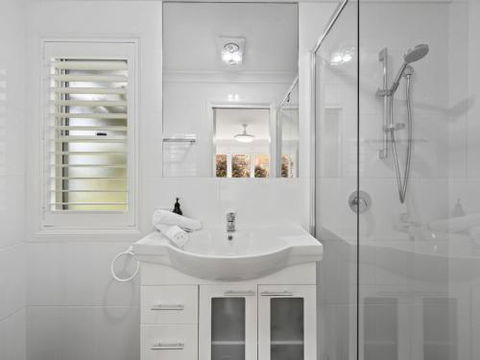 A Villa On 7th - Gold Coast 4U 4