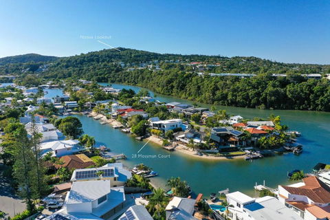 Space & Seclusion On The Water Noosa Heads - Accommodation Gold Coast 5