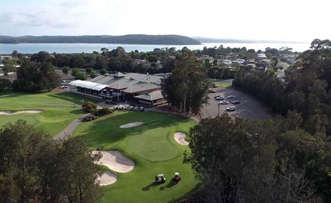 Batemans Bay Hotel - Gold Coast 4U 1