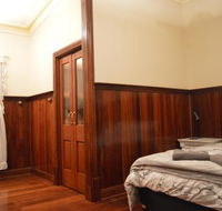 Gargoyle Lodge - Accommodation Gold Coast