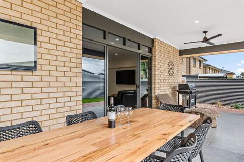La Sienna - Accommodation Gold Coast 5