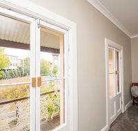 Heritage Bowen Terrace 3 Bed 2 Bath Walk to CBD - Gold Coast 4U