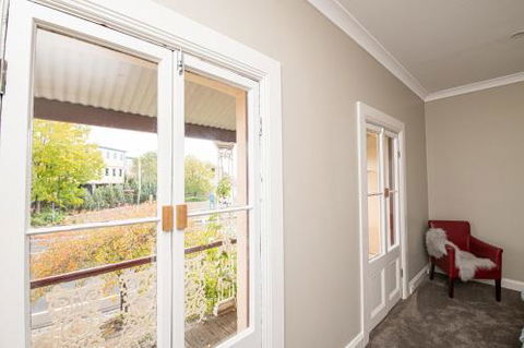 Heritage Bowen Terrace ?3 Bed 2 Bath Walk To CBD - Gold Coast 4U 0