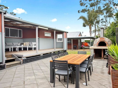 3 Macleay St. Narrawallee - Gold Coast 4U 1