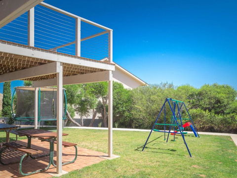 Footprints At Carrickalinga 31 Solitude Drive - Accommodation Gold Coast 2