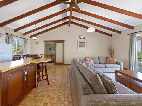 Footprints At Carrickalinga 31 Solitude Drive - Accommodation Gold Coast 5