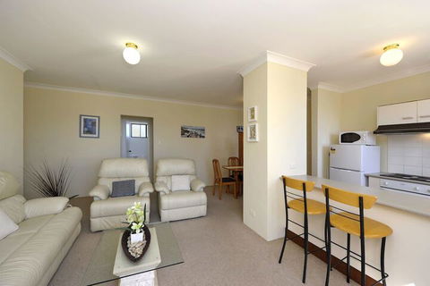 Bay Village Unit 10 Shoal Bay - Accommodation Gold Coast 5