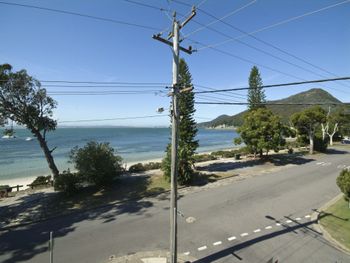 Shoal Towers Unit 5 / 11 Shoal Bay Road - Accommodation Gold Coast 2
