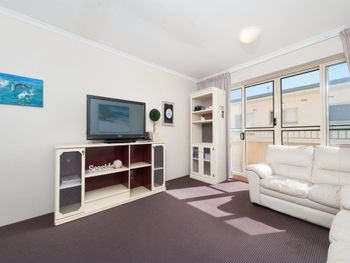 Whitesands Unit 213 Shoal Bay Road - Accommodation Gold Coast 4
