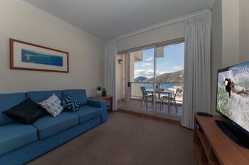 Barrington 709 / 35 45 Shoal Bay Road - Accommodation Gold Coast 3