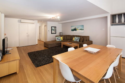 Pegasus Apartments - Gold Coast 4U 1