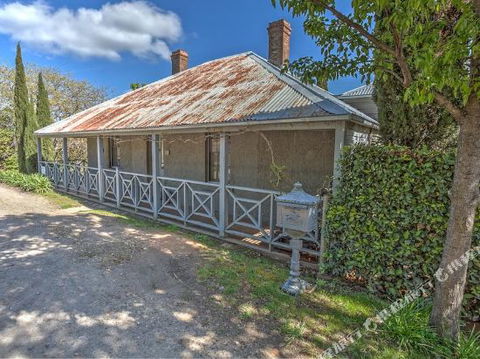 Beechworth 4a Albert Road - Accommodation Gold Coast 0