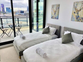 JC Waterfront Apartments Collins Wharf - Accommodation Gold Coast 5