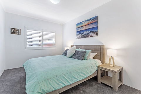 Zenith Unit 7 / 10 Messines Street - Accommodation Gold Coast 6