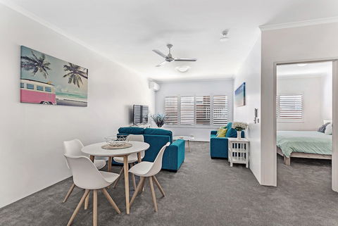 Zenith Unit 7 / 10 Messines Street - Accommodation Gold Coast 4
