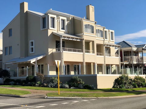 Castlereagh On Middleton - Apartment 4 - Gold Coast 4U 0
