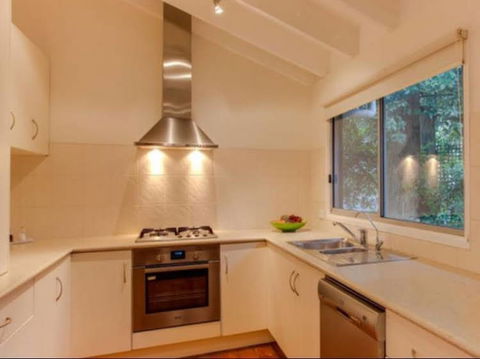Wild Patch Retreat & Gourmet Chocolate Maker - Gold Coast 4U 2