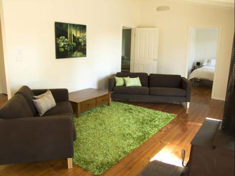 Wild Patch Retreat & Gourmet Chocolate Maker - Gold Coast 4U 1