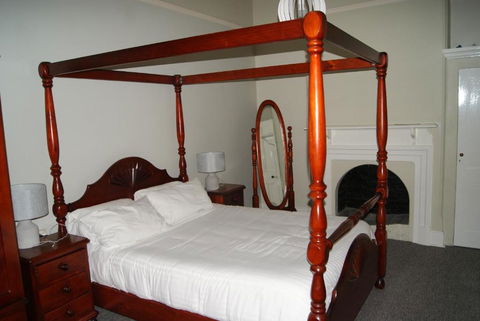 Old Sergeants Quarters - Gold Coast 4U 4